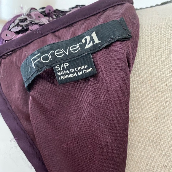 ❌SOLD❌ FOREVER 21 Sparkly Plum Sequined Bodycon - Picture 3 of 5